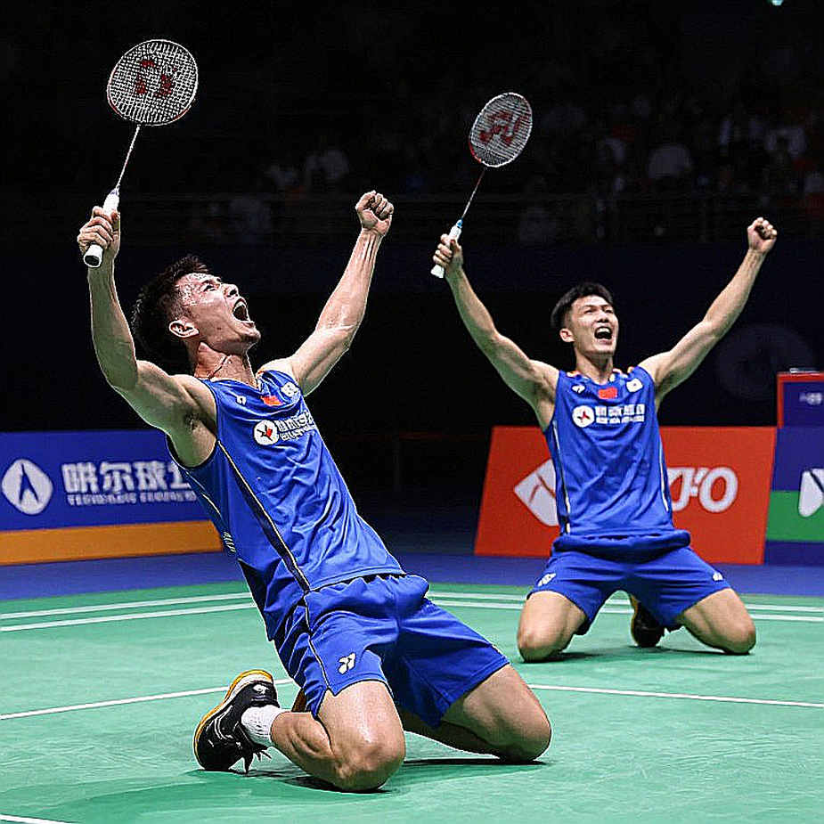 Alwi Farhan và buổi tập cùng Kento Momota: bài học không có giáo án trước thềm Asian Games 2026